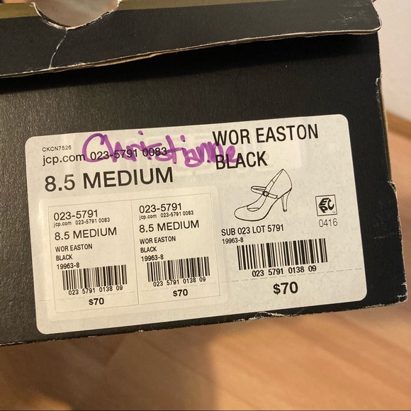 SOLD ❌ Worthington Black Heels - Picture 3 of 7